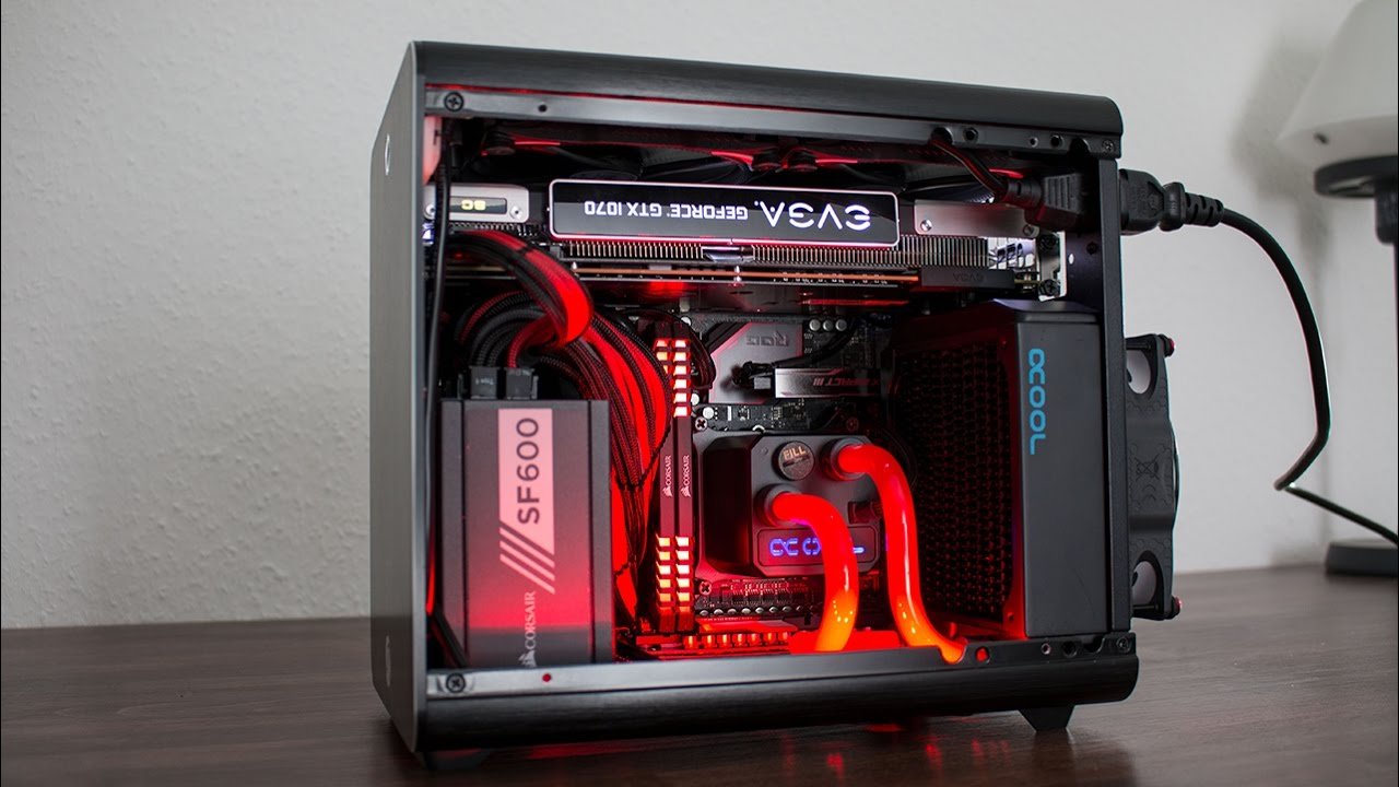 Components of a Mini ITX Gaming PC